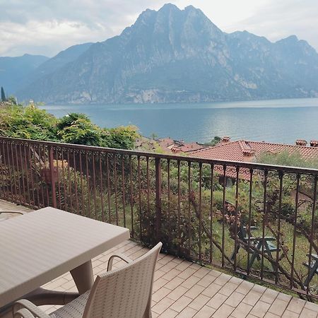 Iseolakerental - Riva House Riva di Solto Exterior foto